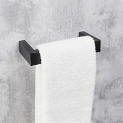 B&M Black Fitted Towel Ring